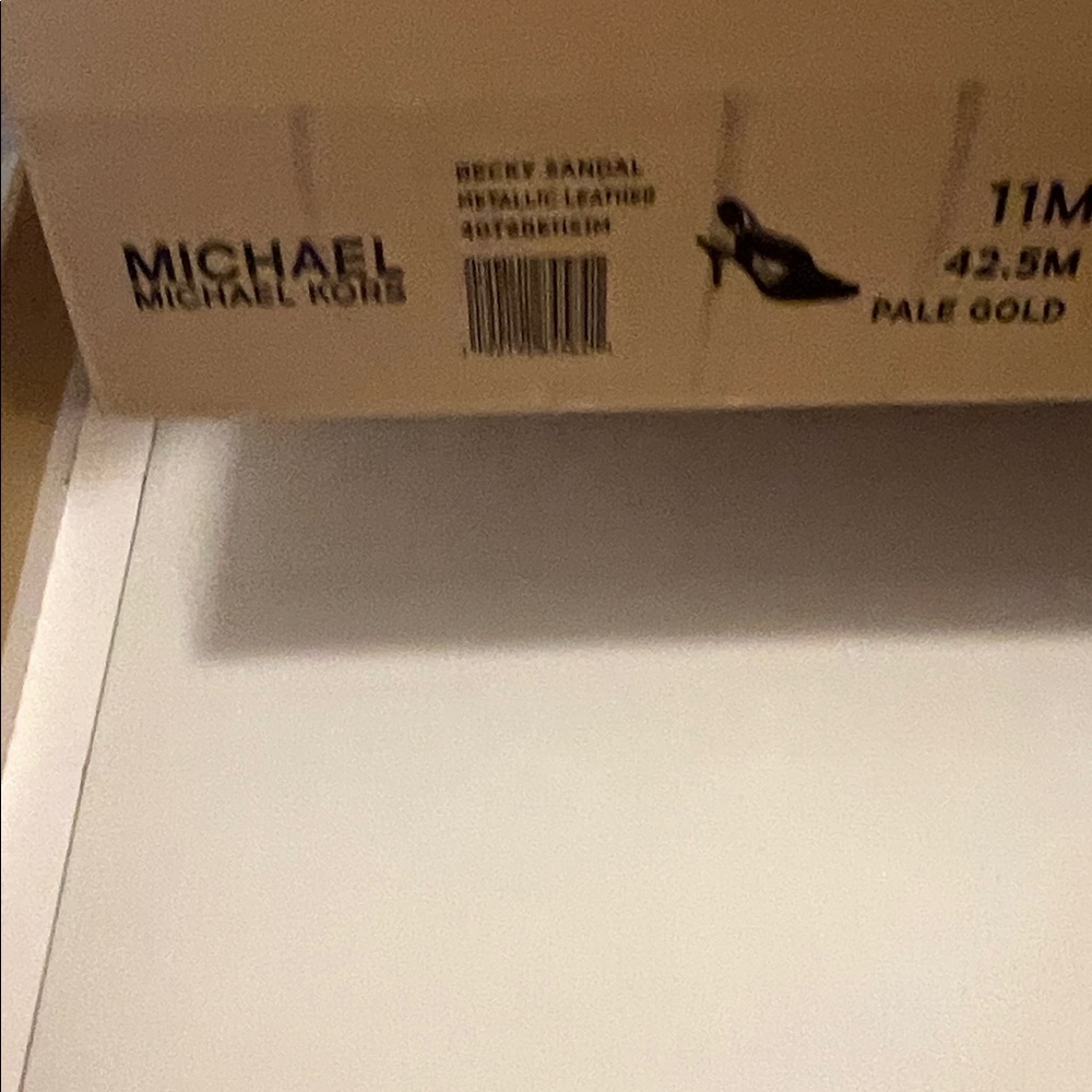 MICHAEL Michael Kors Pale Gold Box Label – Heeled Sandal